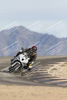 media/Nov-16-2025-Race Pace (Sun) [[8c5fa54630]]/Non Verified Riders (1st 20 Minutes)/6-Turn 12 (2pm)/